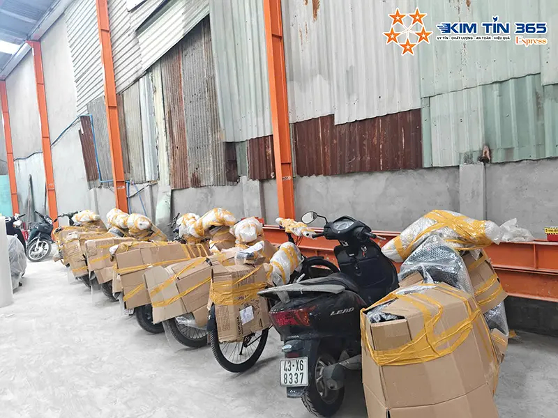 Vận chuyển hàng tại Kim Tín 365, Phương Vy